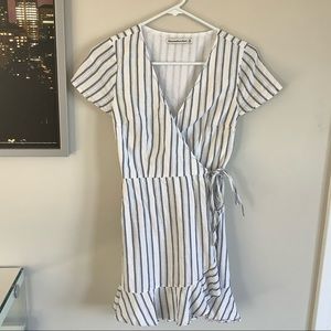 Abercrombie & Fitch striped wrap dress size XS